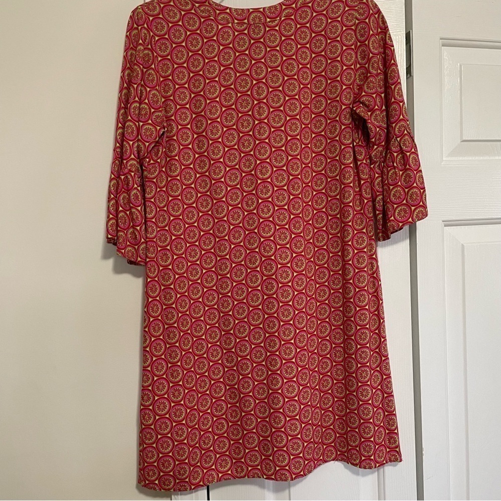 Escapada Living Ladies Dress w/ Belt - Picture 4 of 9